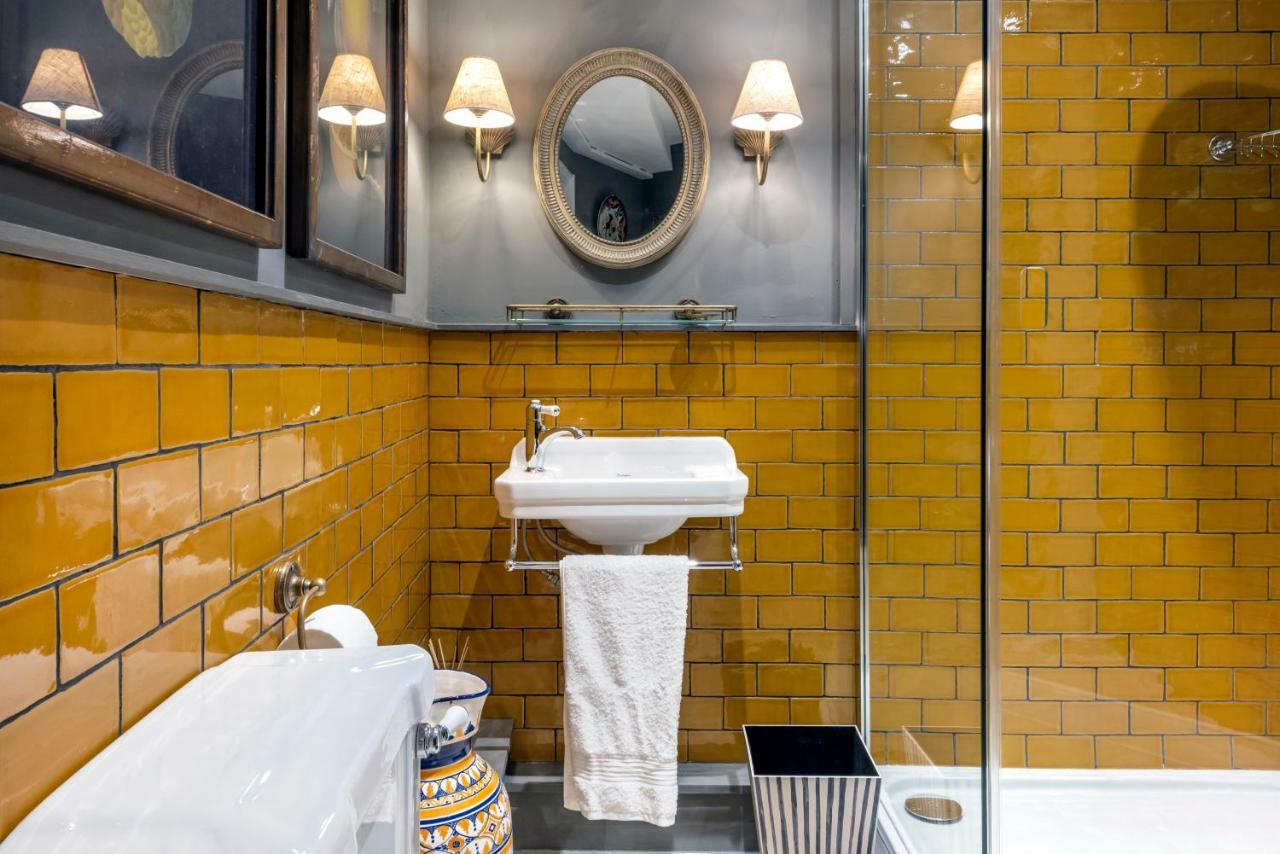 Stylish & Spacious City Center Georgian Townhouse Бат Экстерьер фото